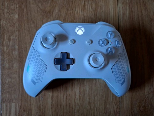 Microsoft xbox one controller - microsoft,